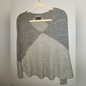 Free Press L grey heathered sweater